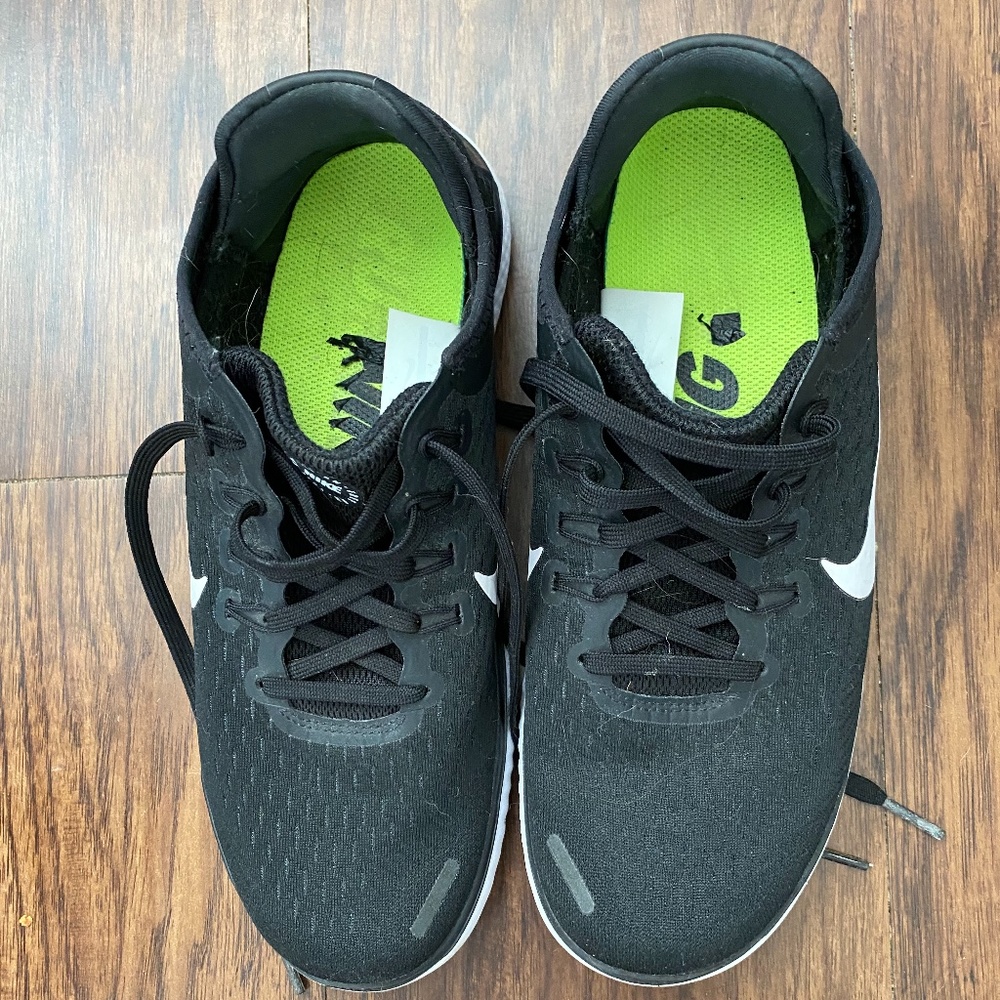 Nike Free Running Show Size 8